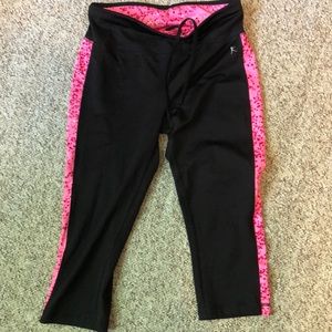 Workout pants
